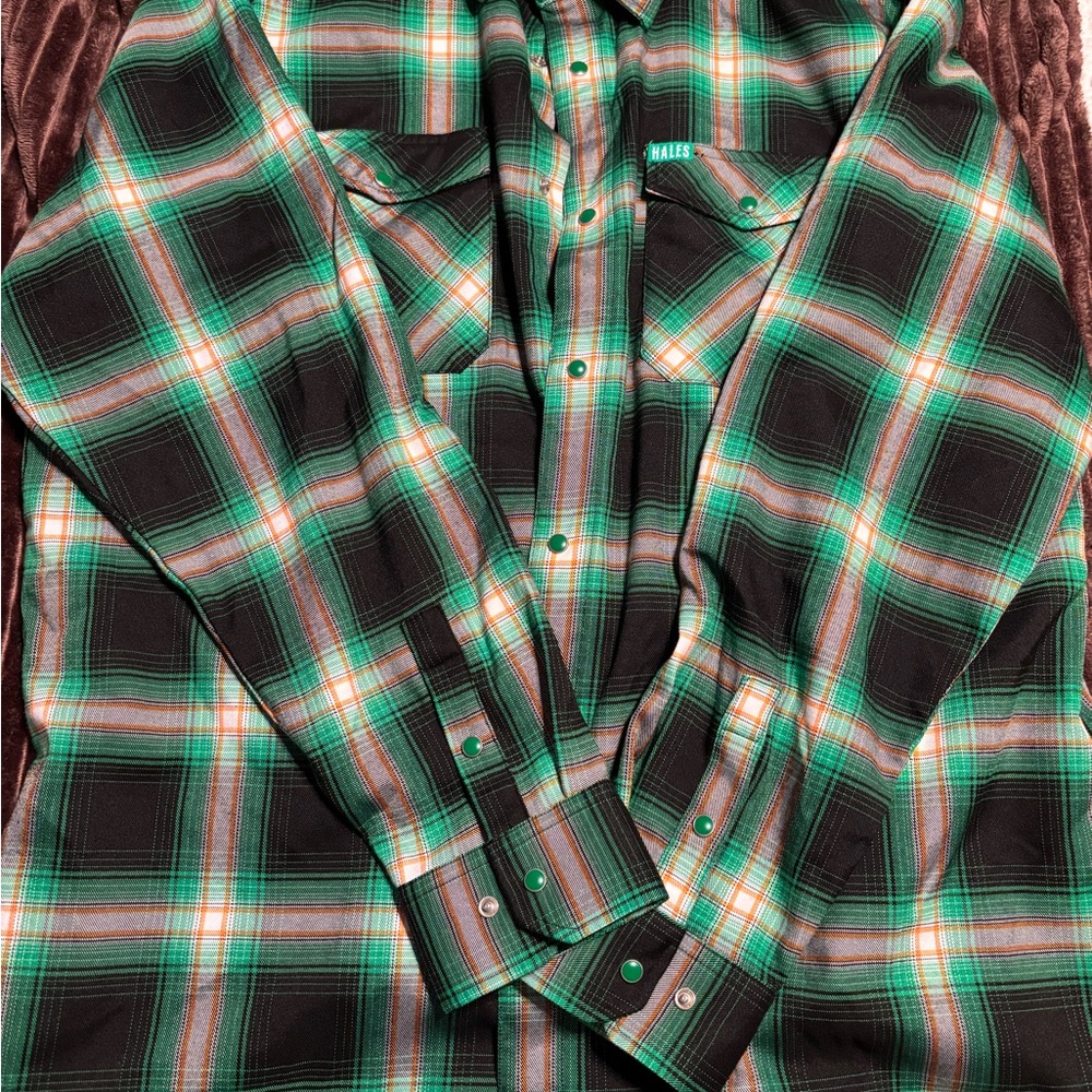Stylish Green Plaid Button-Down Shirt